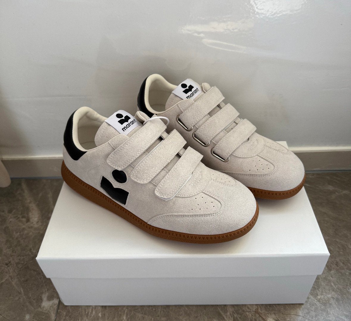 isabel marant schoenen, Verzenden, Beige, Sneakers of Gympen, Zo goed als nieuw