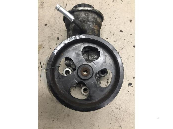 Stuurbekrachtiging Pomp van een Toyota Avensis, Gebruikt, -, -, Ophalen of Verzenden