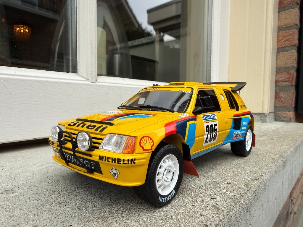 1:18 Peugeot 205 Grand Raid Dakar 1987 Otto Models OT354, 2, rue de l'écusson, Zone commerciale Oxygène Sud, Josselin, 56120, FR
