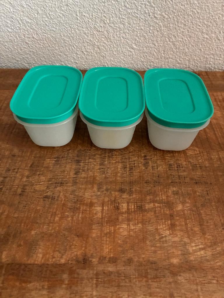 Pakket 3 Tupperware Igloo diepvriesdoosjes 170 ml. PRIMA st., Huis en Inrichting, Keuken | Tupperware, Ophalen of Verzenden, Zo goed als nieuw