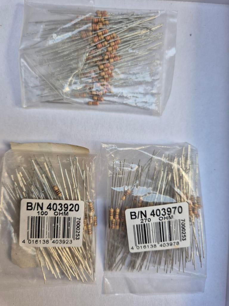Weerstanden set 100 Ohm, 220 en 270 Ohm, 0,25W 5%, Hobby en Vrije tijd, Elektronica-componenten, Ophalen of Verzenden, Nieuw