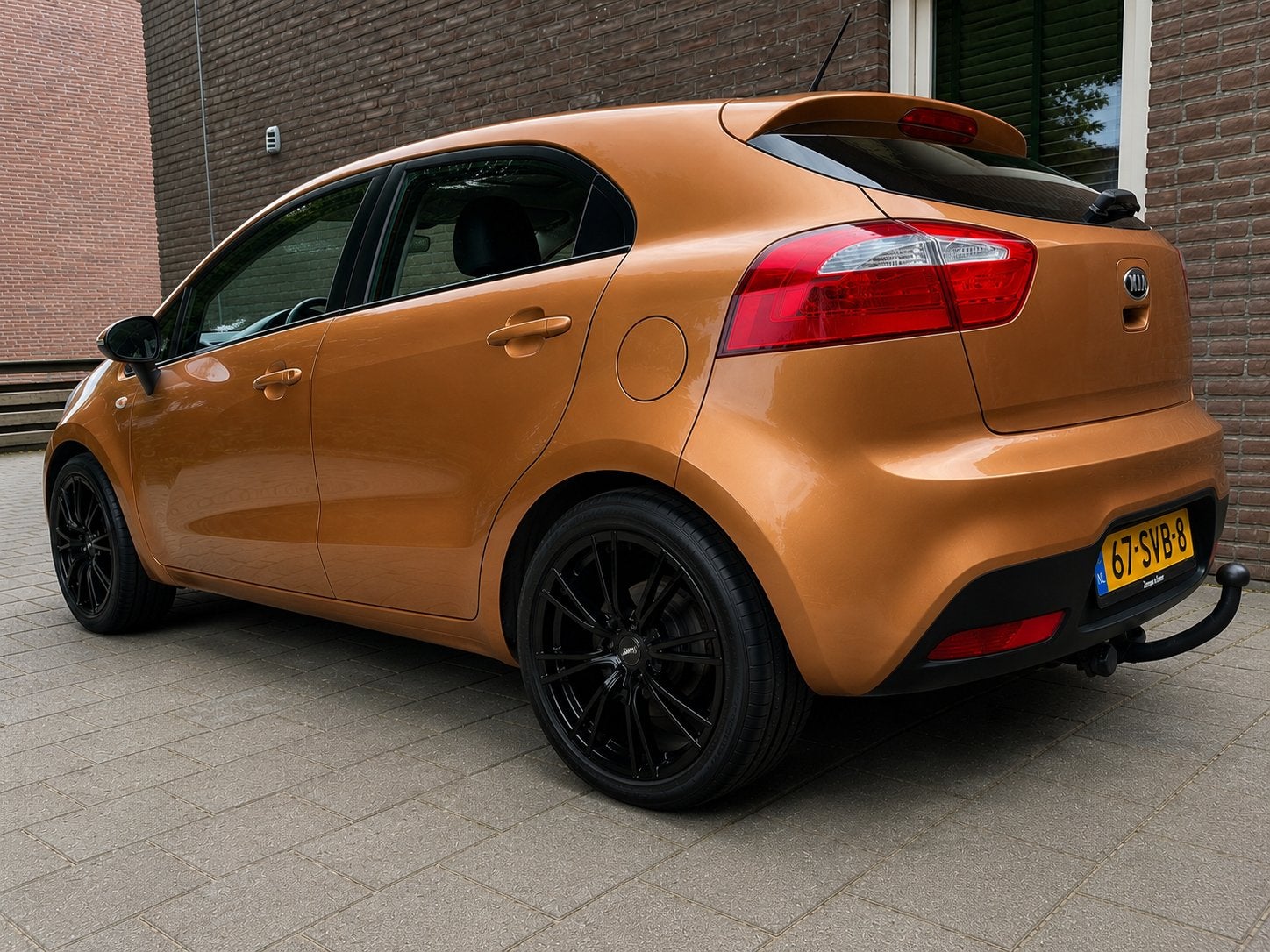 Kia Rio 1.4 | APK 07-2027 | CarPlay | Trekhaak | Airco, Auto's, 40 €/maand, Origineel Nederlands, Handgeschakeld, Grijs