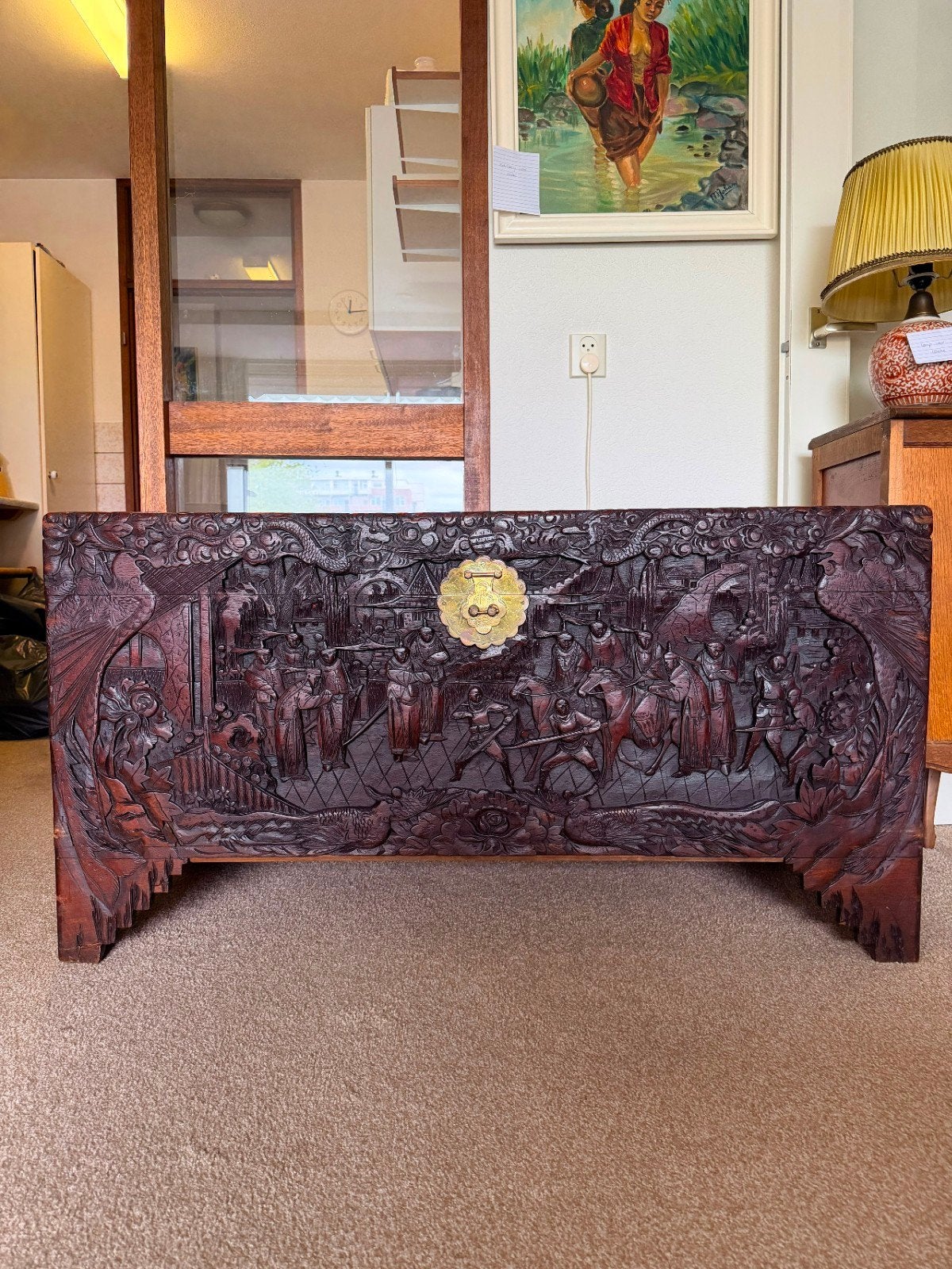 Antieke Chinese dekenkist met gedetailleerd houtsnijwerk, Antiek en Kunst, Ophalen