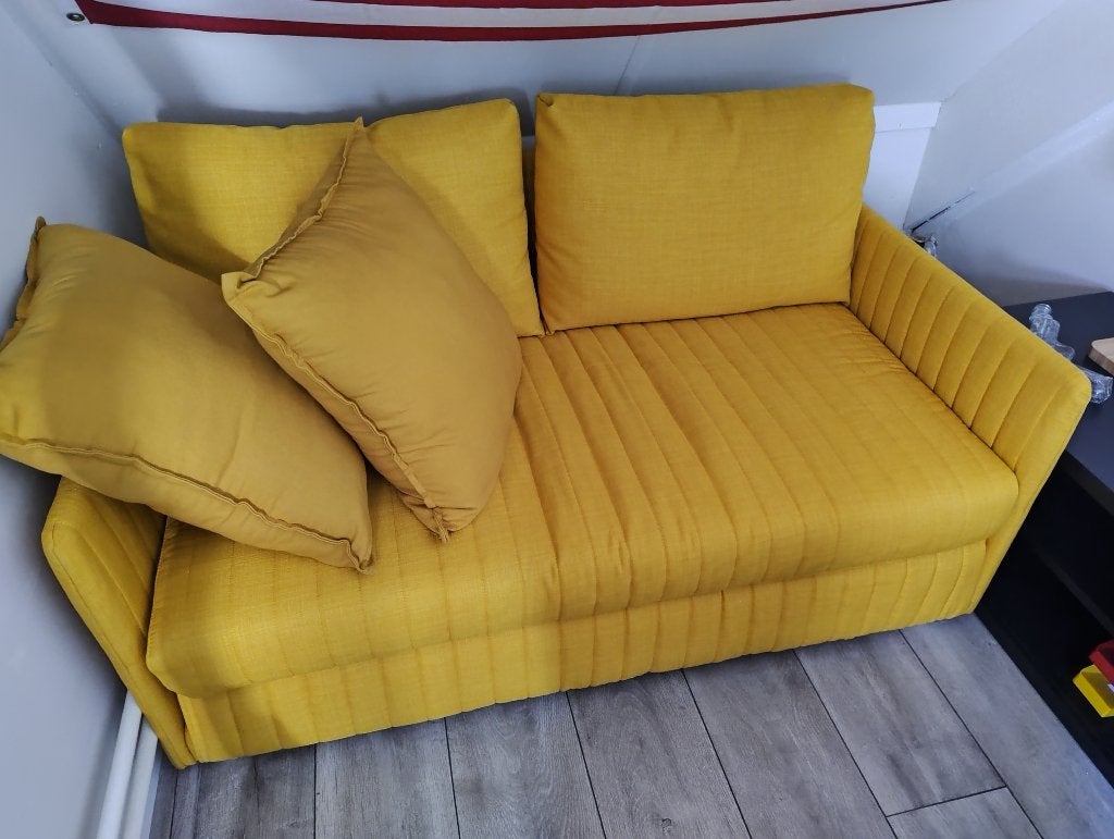 IKEA FRIDHULT, Ophalen, Geel, Zo goed als nieuw, Twijfelaar