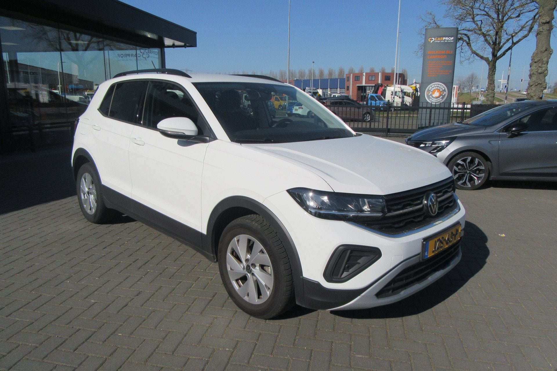 Volkswagen T-Cross 1.0 TSI Life Edition Automaat, Cruise Con, 12 maanden, Gebruikt, 116 pk, Wit