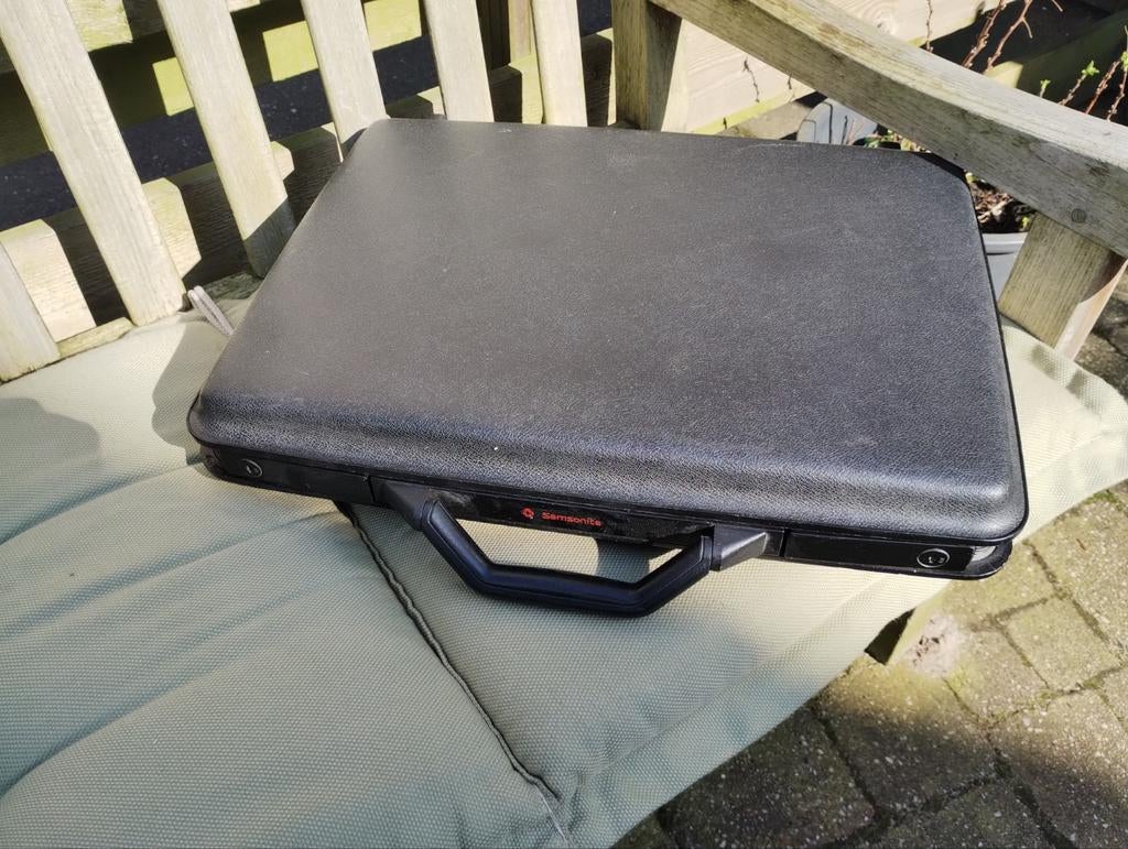 Samsonite attache koffer, Sieraden, Tassen en Uiterlijk, Koffers, Zo goed als nieuw, Hard kunststof, 70 cm of meer, Ophalen of Verzenden