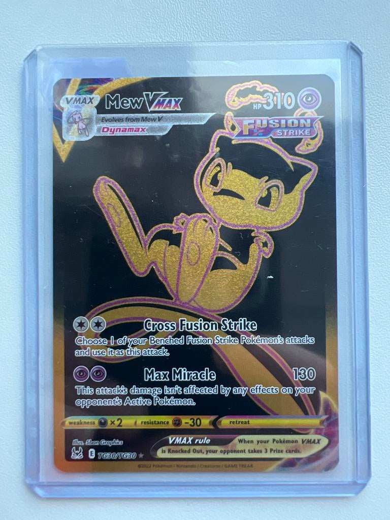 Mew VMAX TG30/TG30 Fusion Strike Pokémon Kaart, Ophalen of Verzenden, Zo goed als nieuw, Losse kaart, Foil