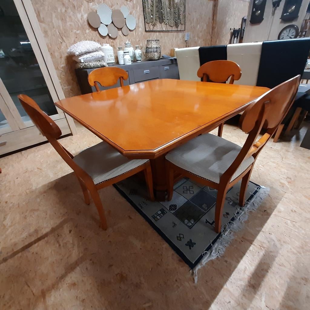 Vintage Selva biedermeier eettafel met 4 stoelen -t, Ophalen
