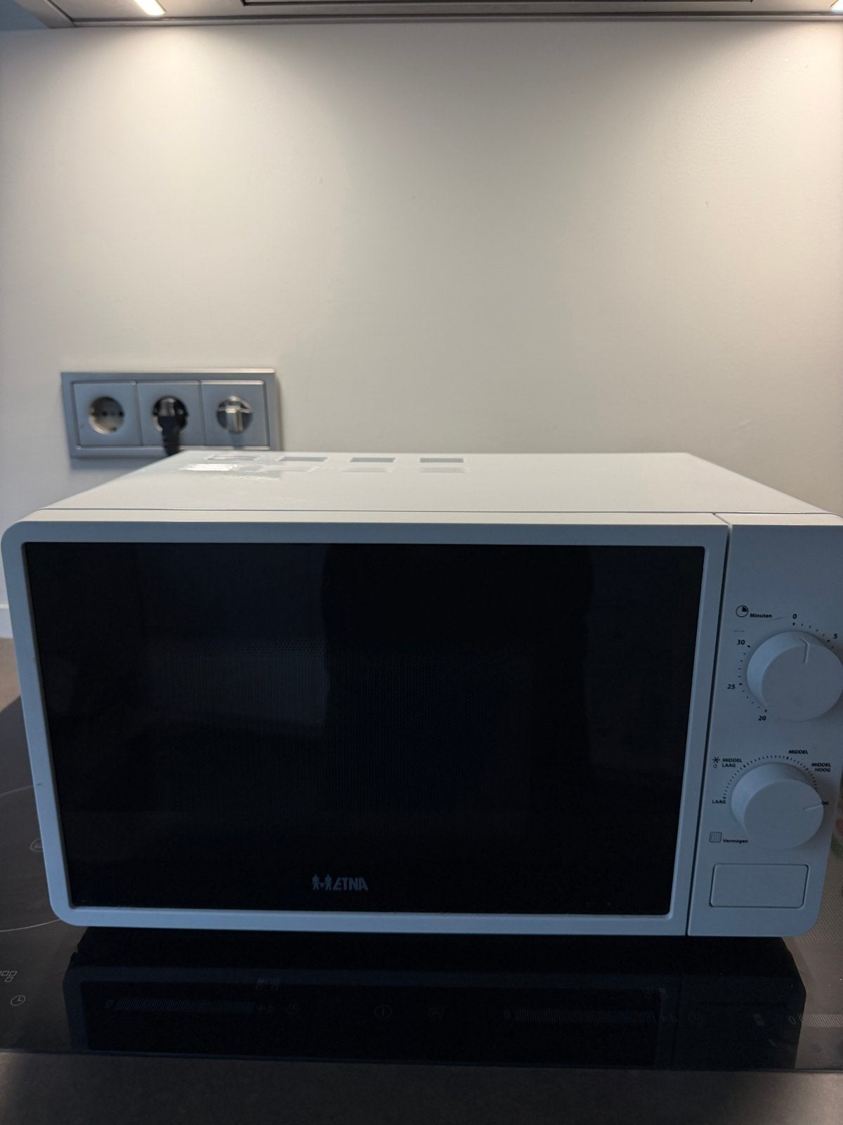 Etna SMV120WIT Magnetron - Zo goed als nieuw, Ophalen, Zo goed als nieuw, Vrijstaand, Magnetron