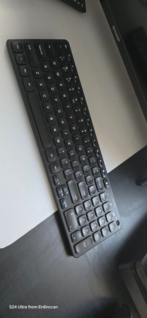 Bluebuilt draadloze toetsenbord Bluetooth, Ophalen, Zo goed als nieuw