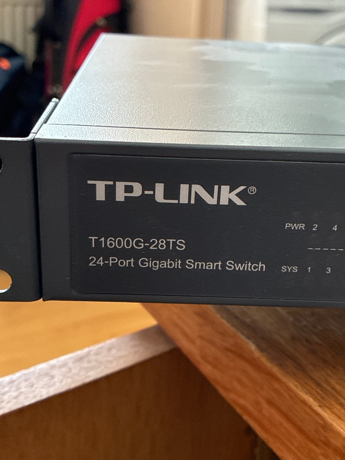 TP-Link T1600G-28TS 24-Poorts Gigabit Smart Switch, Ophalen of Verzenden, Gebruikt