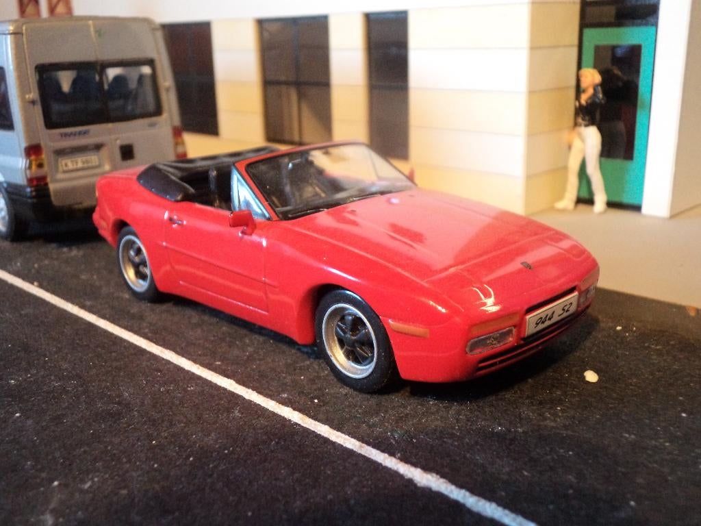 1/43 Porsche 944 S2 Cabrio U.S.-uitvoering - DeAgostini, Hobby en Vrije tijd, Modelauto's | 1:43, Ophalen of Verzenden, Nieuw