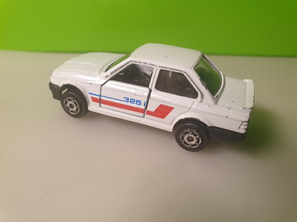 Majorette 229 - BMW 325i E30 [wit] 1/56 #1, Ophalen of Verzenden, Gebruikt, Auto