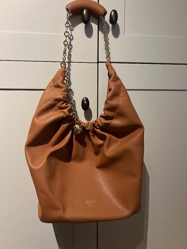 Squeeze tas in camel met gouden hardware (loewe), Verzenden, Nieuw, Bruin, Handtas