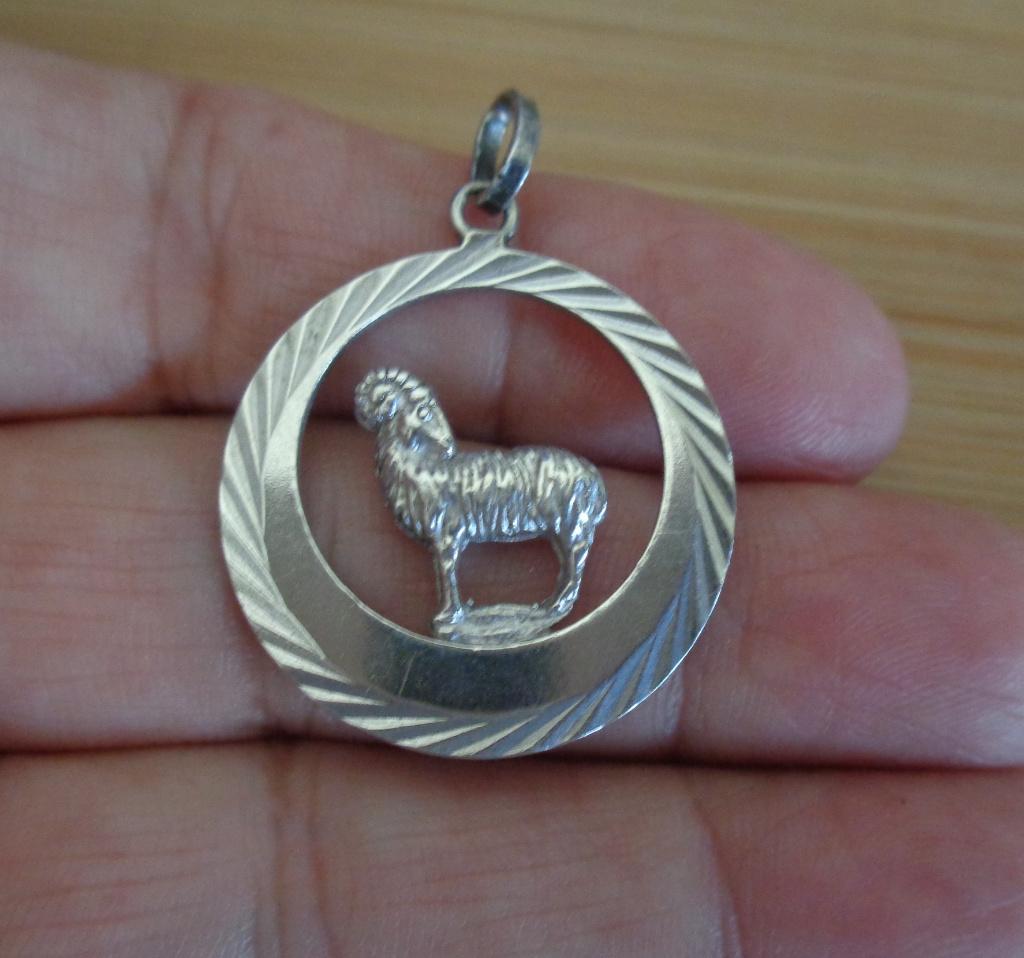 zilveren sterrenbeeld hanger/bedel ram [241], Verzenden, Zo goed als nieuw, Kruis of Symbool, Zilver
