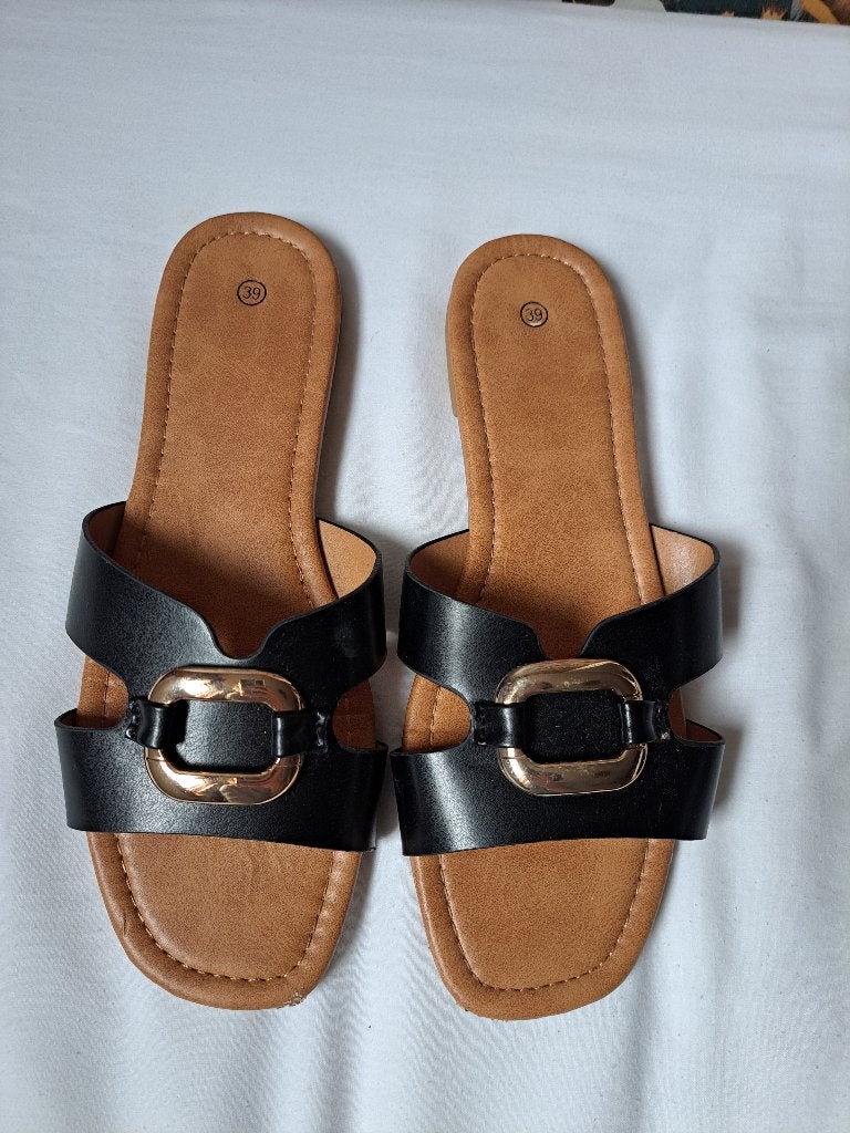 Leuke slippers, Slippers, Zwart, Ophalen of Verzenden, Onbekend