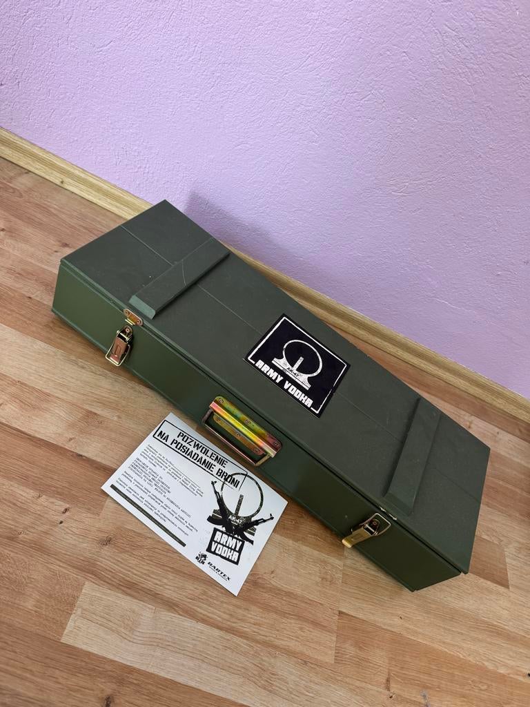 Army vodka giftset / AK47 NIEUW IN DOOS!, Ophalen of Verzenden, Landmacht, Overige gebieden, Miniatuur of Beeldje