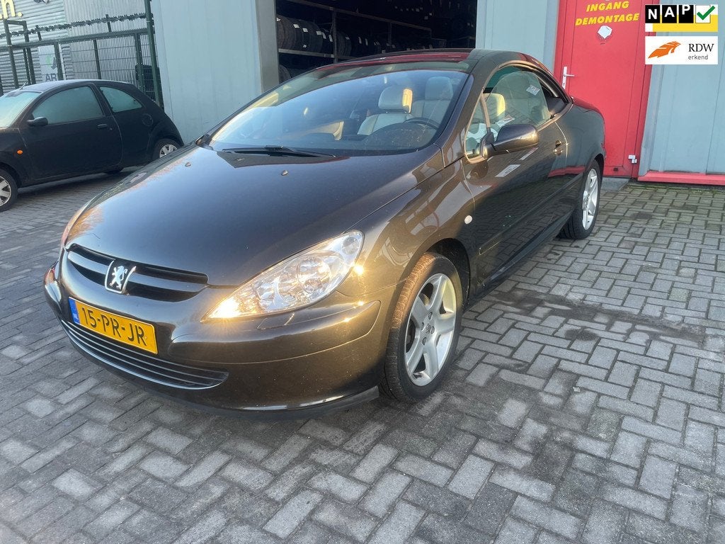 Peugeot 307 CC 2.0-16V, Voorwielaandrijving, Gebruikt, 4 cilinders, Cabriolet