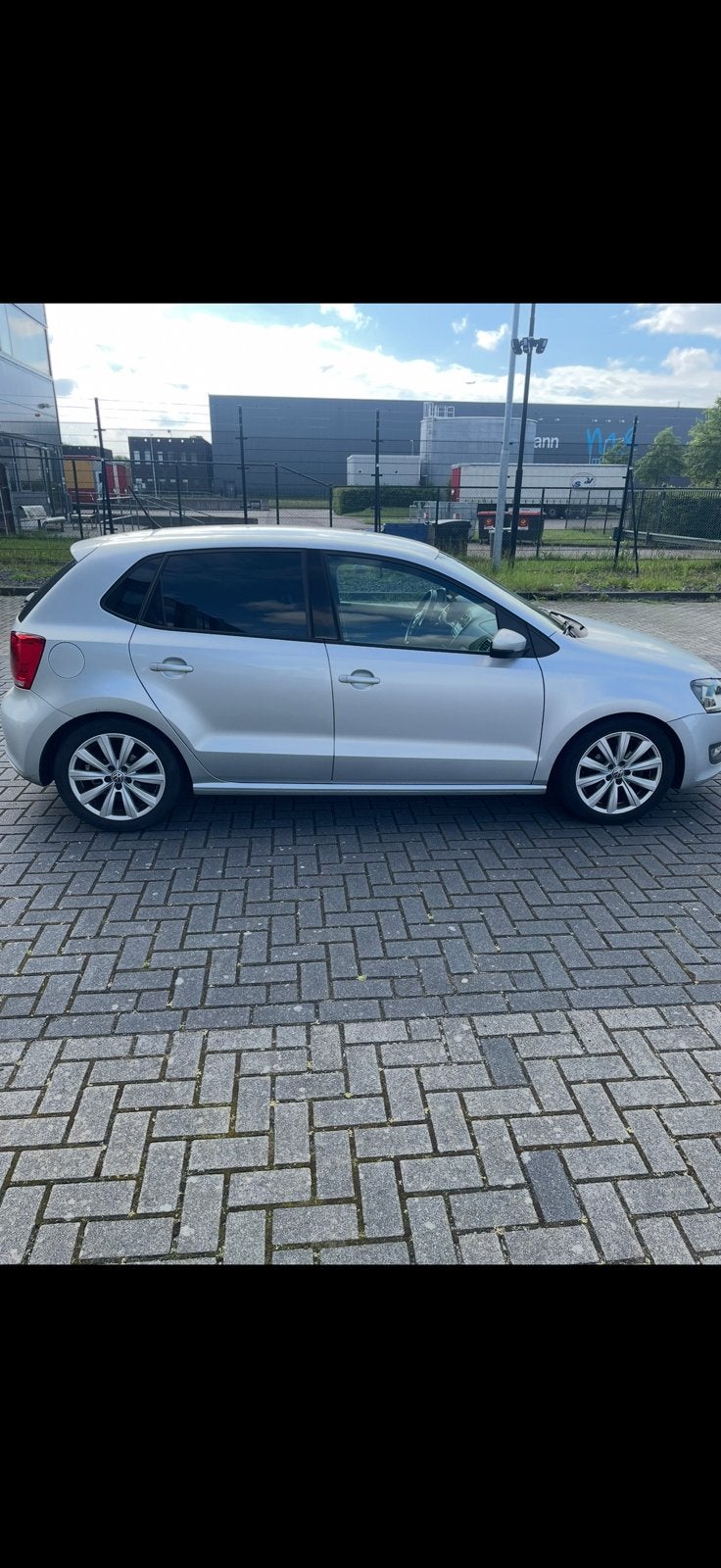 Volkswagen Polo 1.4 16V 63KW 2009 Grijs, Voorwielaandrijving, 970 kg, 40 €/maand, 4 cilinders