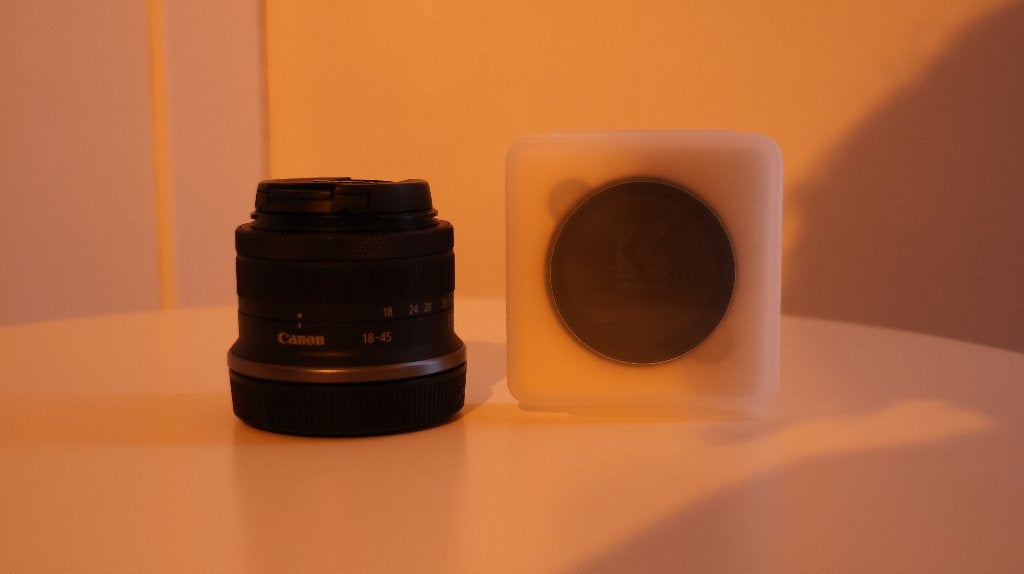 Canon RF-S 18-45mm F/4.5-6.3 IS STM + K&F Concept 49mm nd, Audio, Tv en Foto, Fotografie | Lenzen en Objectieven, Handmatige focus