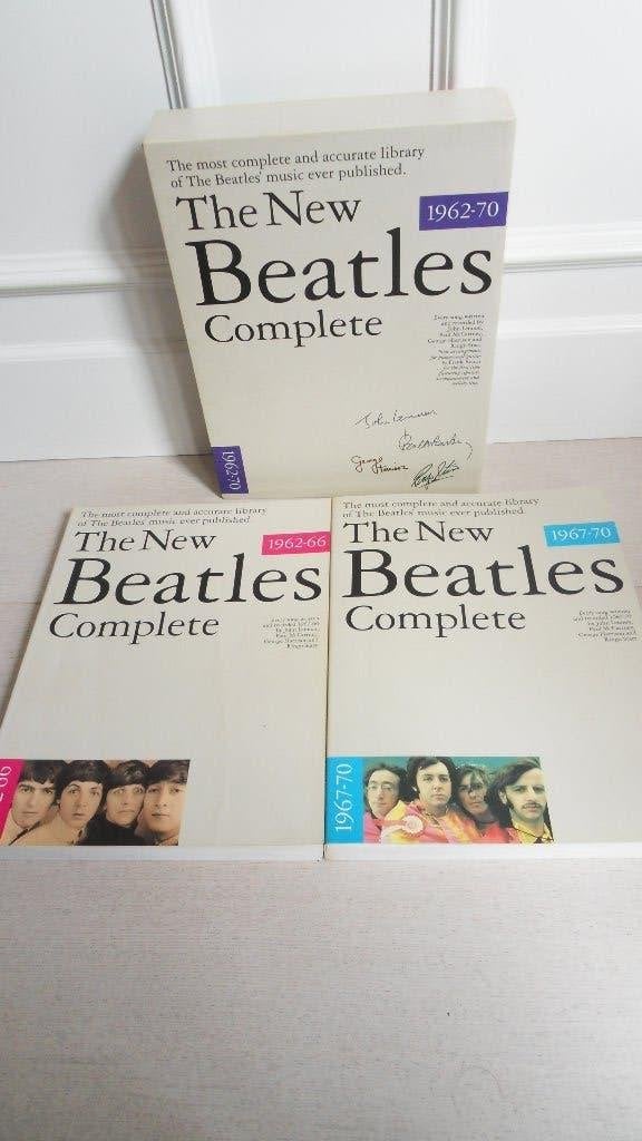 Blad muziek : The New Beatles Complete 1967 - 1970 in casset, Ophalen of Verzenden, Gelezen, Overige onderwerpen