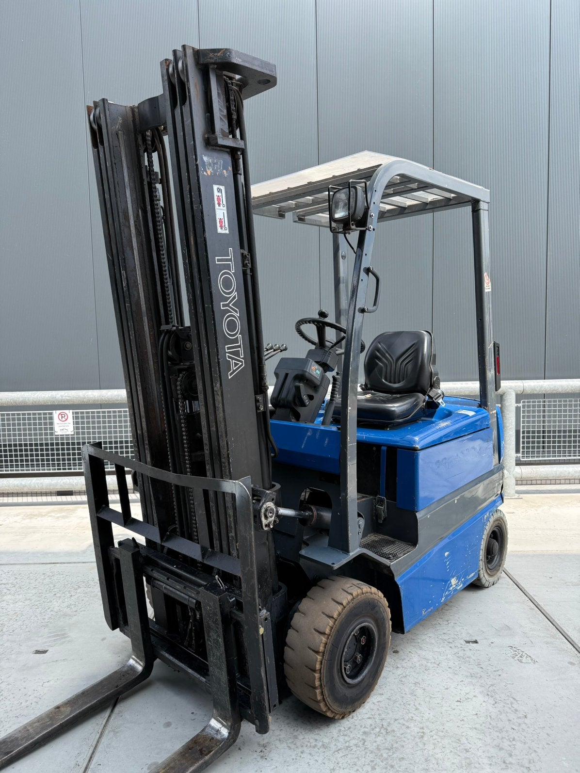 TOYOTA FBMF16 1600KG TRIPLEX 4,70M + SIDE SHIFT GOEDE TRUCK