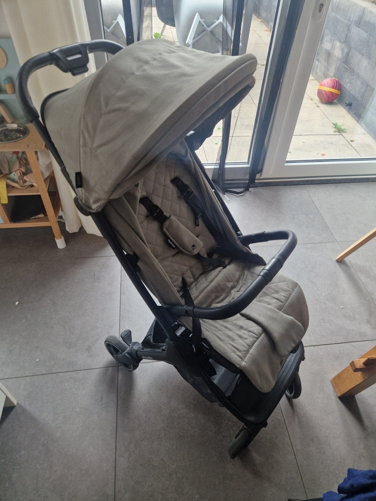 Easywalker Miley Buggy - Compact en Lichtgewicht, Kinderen en Baby's, Kinderwagens en Combinaties, Ophalen, Gebruikt, Overige merken