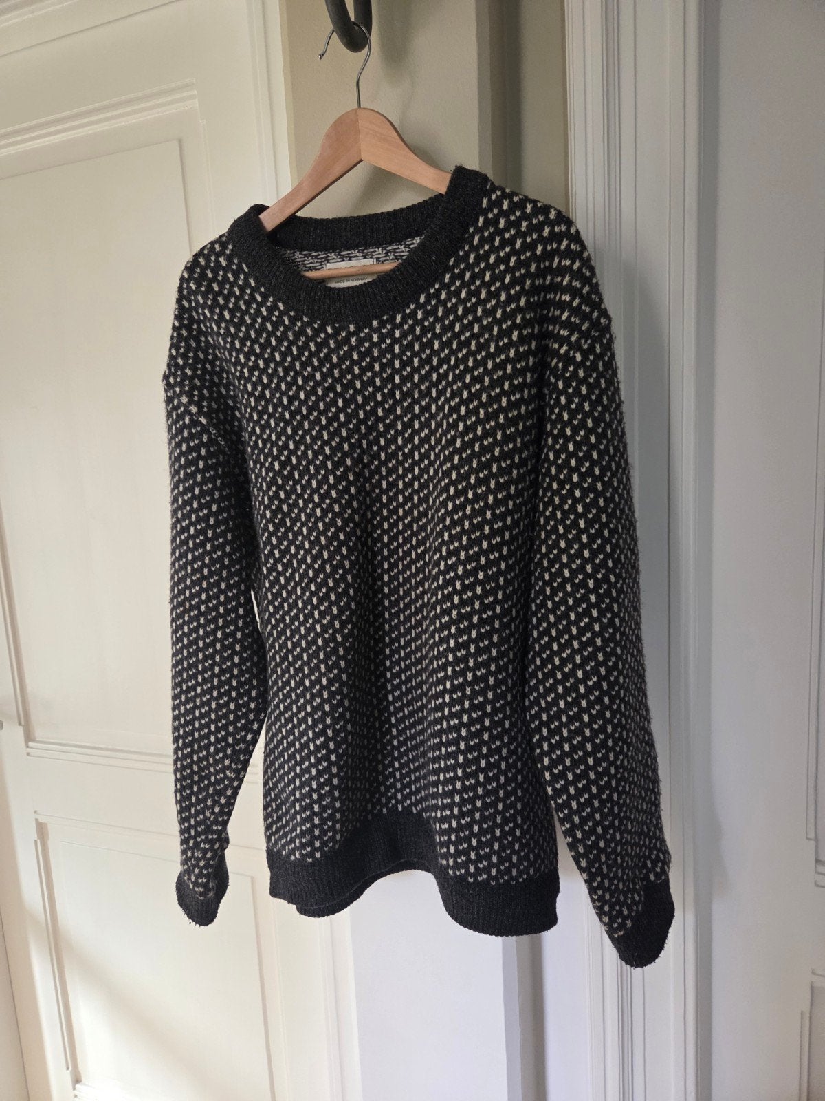 Benany Noorse trui - Made in Norway, Ophalen of Verzenden, Zo goed als nieuw, Maat 52/54 (L), Zwart