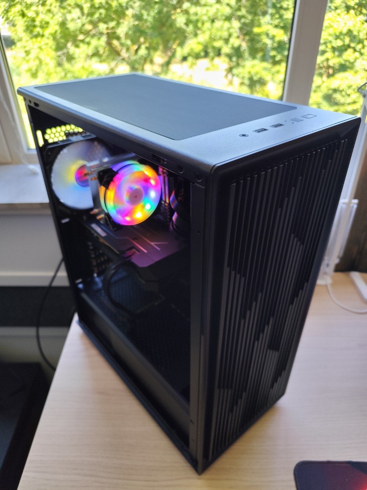 RGB Game PC | i5 8400 | GTX 1660 | 16GB RAM | 1TB Opslag, Gebruikt, 2 tot 3 Ghz, Intel Core i5 8400, Custom Build
