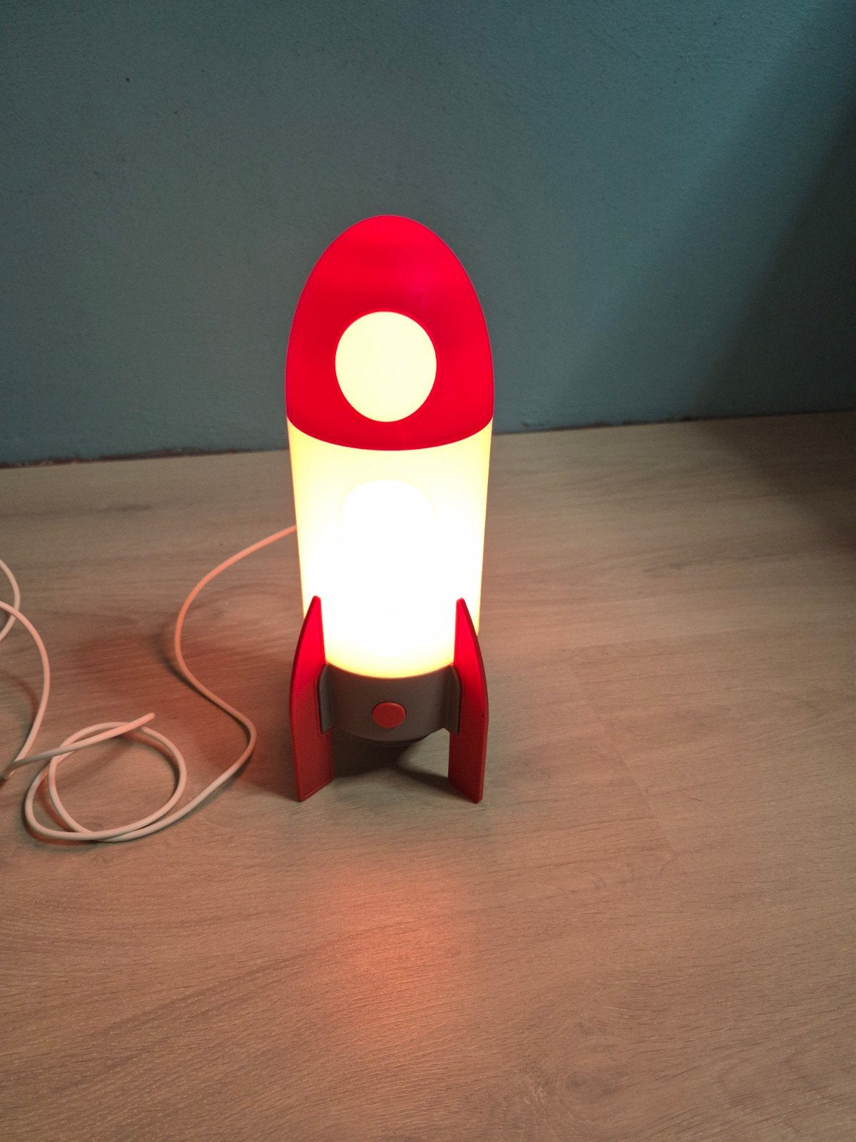 IKEA Kinderkamer Raket Lamp met Kleurwissel, Kinderen en Baby's, Ophalen of Verzenden, Zo goed als nieuw, Meerkleurig, IKEA
