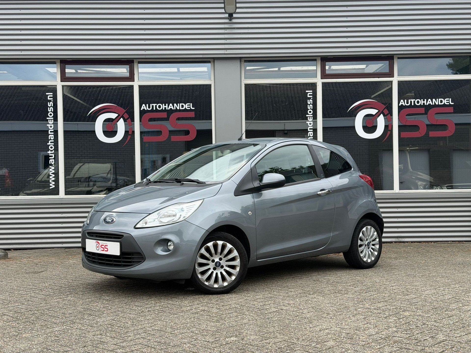 Ford Ka 1.2 Style start/stop | AIRCO LMV S&S PARKSENSORACHTE, Voorwielaandrijving, Euro 5, Gebruikt, 1242 cc