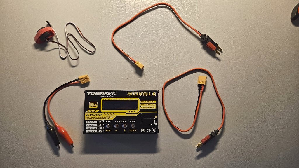 Turnigy Accucel 6 80W Charger, Ophalen of Verzenden, Zo goed als nieuw