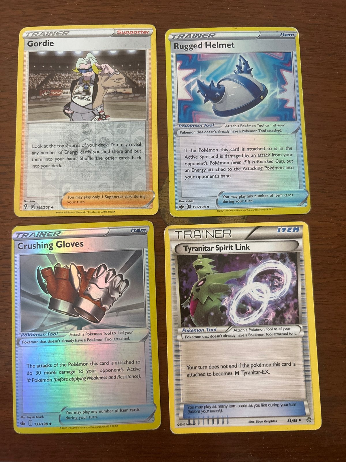 Pokémon TCG Trainer Kaarten: Gordie, Rugged Helmet, Crushing, Ophalen of Verzenden, Gebruikt, Meerdere kaarten