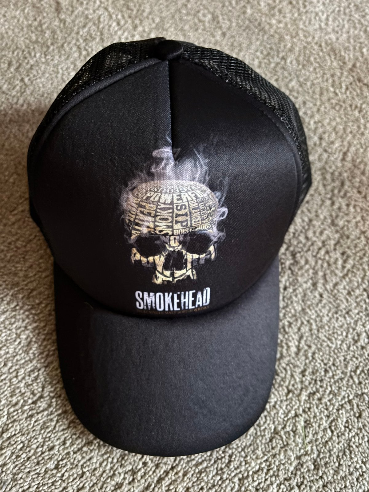 Smokehead whisky pet / cap (nieuw!), Ophalen of Verzenden, Nieuw, Gebruiksvoorwerp