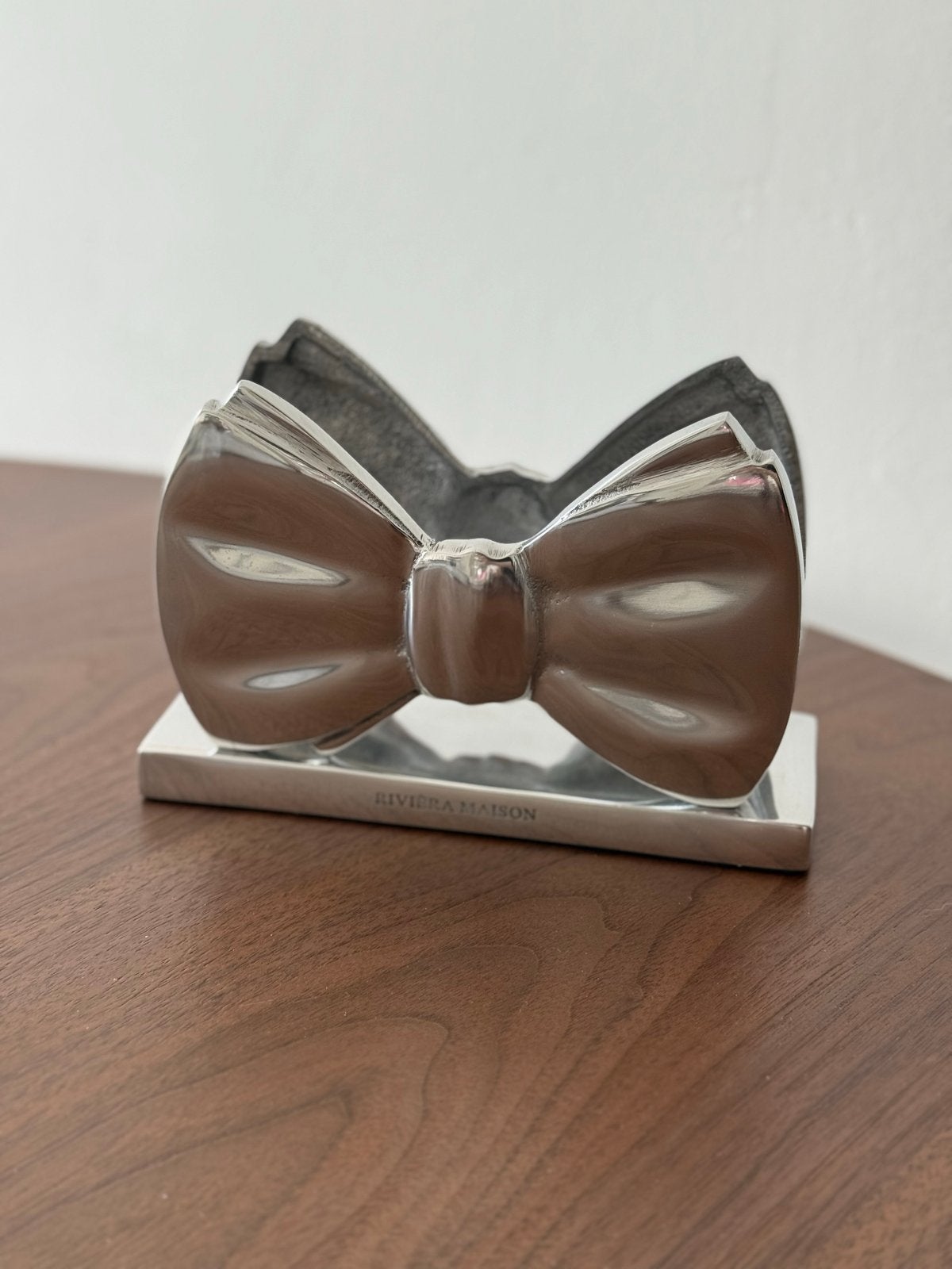 Riviera Maison bow napkin holder., Overige typen, Zilver, Ophalen of Verzenden, Zo goed als nieuw