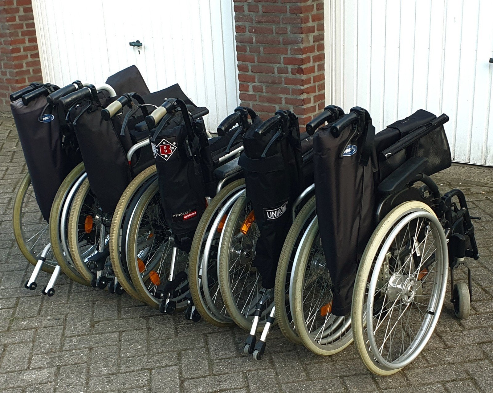 Partij 5 rolstoelen voor 250 euro of 65 euro per stuk, Diversen, Rolstoelen, Ophalen, Partij rolstoelen, Partij rolstoelen, Inklapbaar