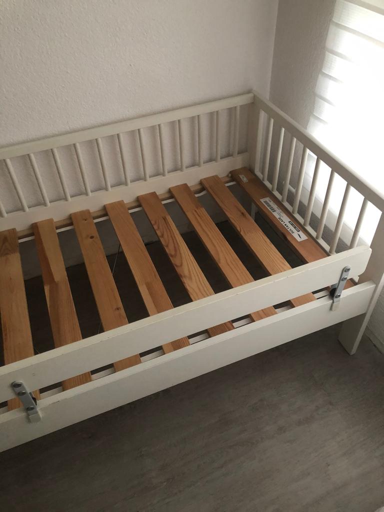 Ikea peuter bed  10 euro, Ophalen, Zo goed als nieuw, 140 tot 160 cm, 70 tot 85 cm
