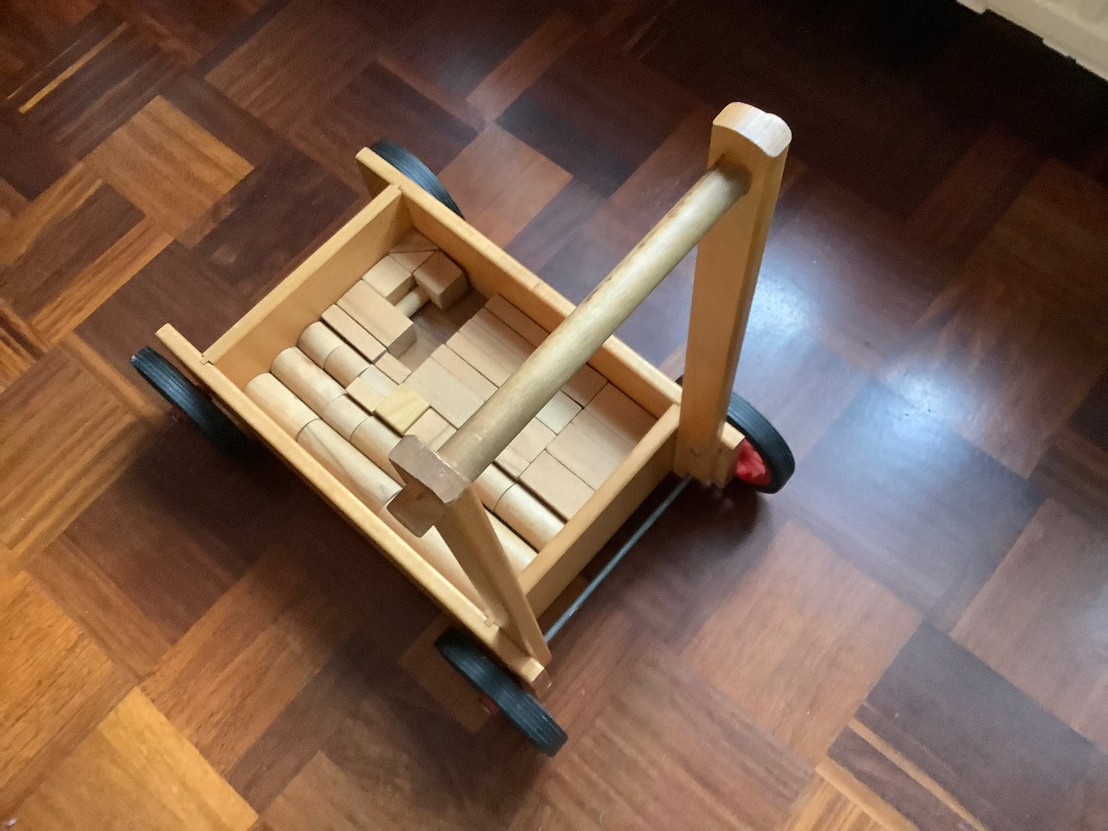 Houten loopwagen met bouwblokken - 'Monkey' design-vintage., Ophalen of Verzenden, Gebruikt, Bouwen