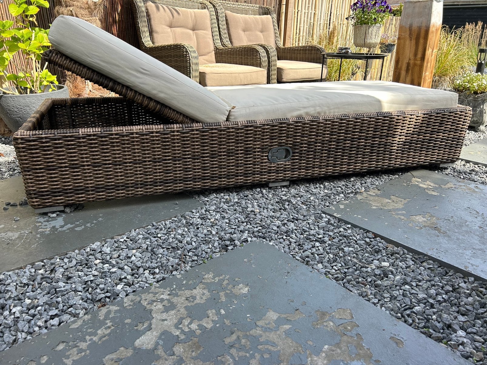 Ligbed Verstelbaar. Incl. Dik Ligkussen. ZGAN., Tuin en Terras, Ligbedden, Ophalen, Zo goed als nieuw, Aluminium, Verstelbaar
