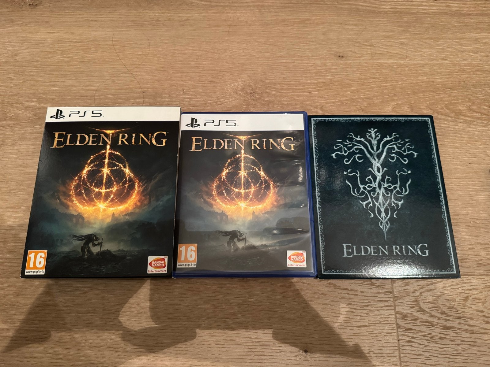 Elden Ring Laungh Edition - PS5, Online, 1 speler, Ophalen of Verzenden, Zo goed als nieuw