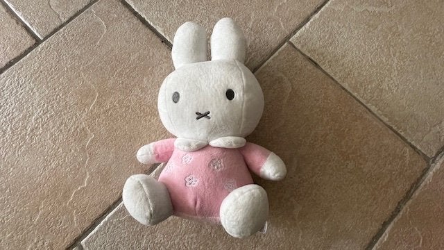Nijntje knuffel rammelaar 32 cm nieuw, Ophalen of Verzenden, Nieuw, Konijn
