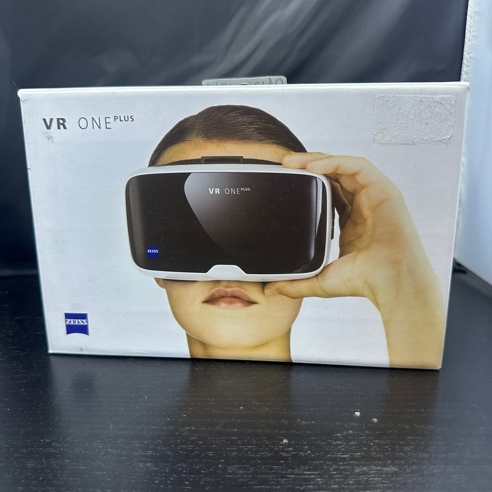 ZEISS VR ONE Plus Virtual Reality Headset - Nette Staat, Gebruikt, VR-bril, Telefoon, Ophalen of Verzenden