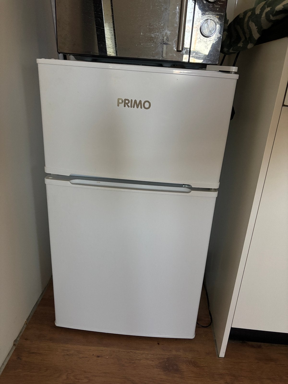 Primo koelkast, Ophalen, Minder dan 85 cm, Met vriesvak, Minder dan 75 liter