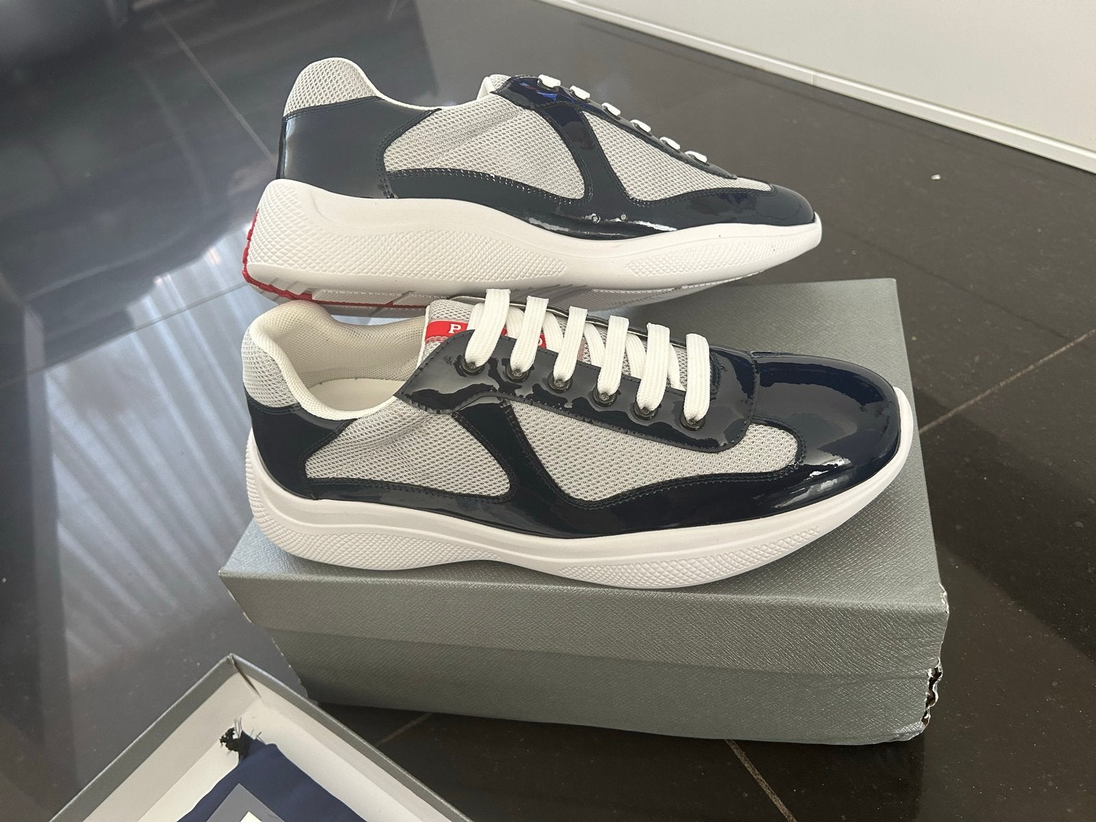 Zeldzame Prada Cups Marine Blauw Maat 43/44, Ophalen of Verzenden, Zo goed als nieuw, Blauw, Sneakers of Gympen