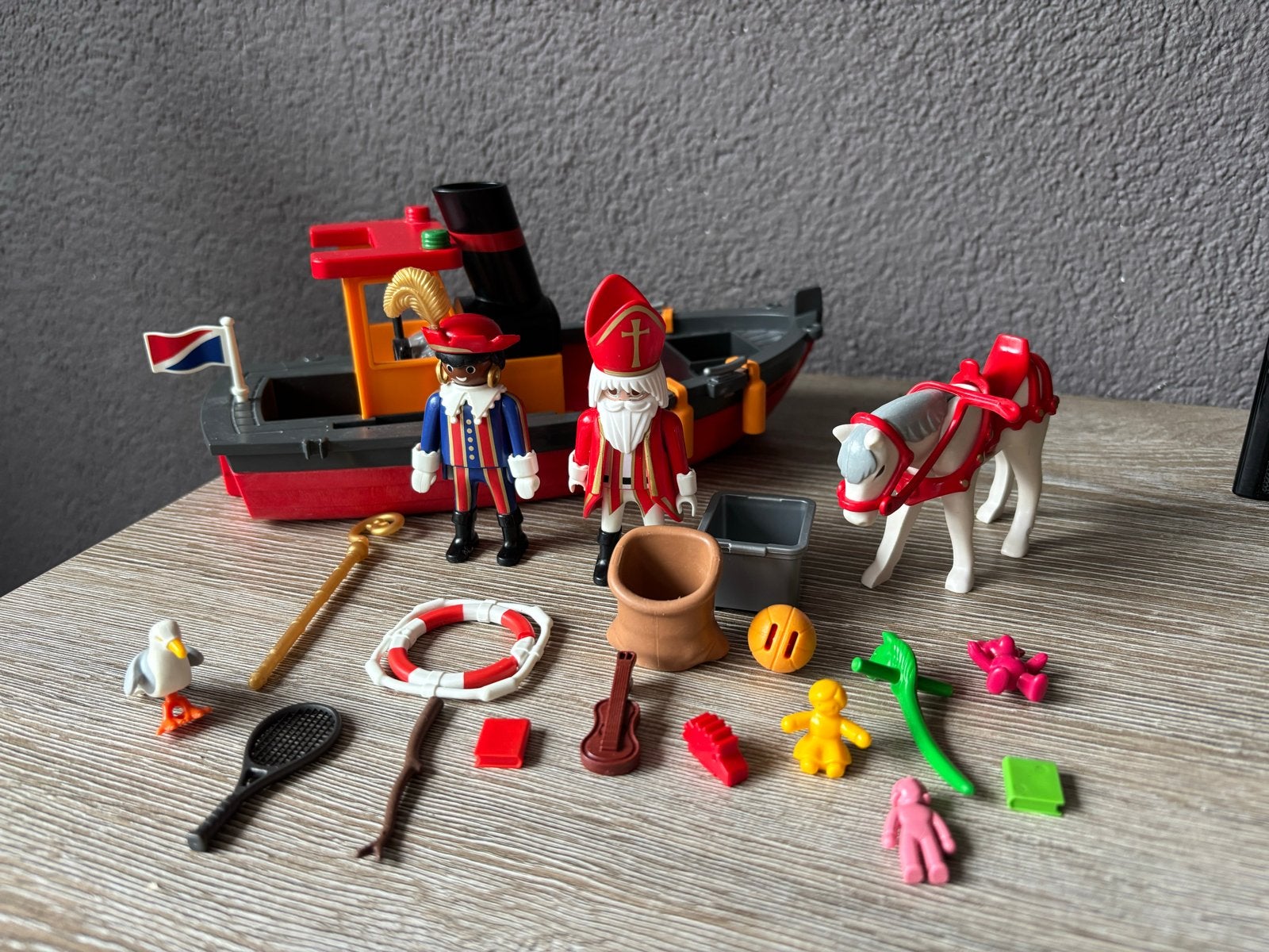 Playmobil Stoomboot van Sinterklaas met figuren en accessoir, Ophalen of Verzenden, Zo goed als nieuw