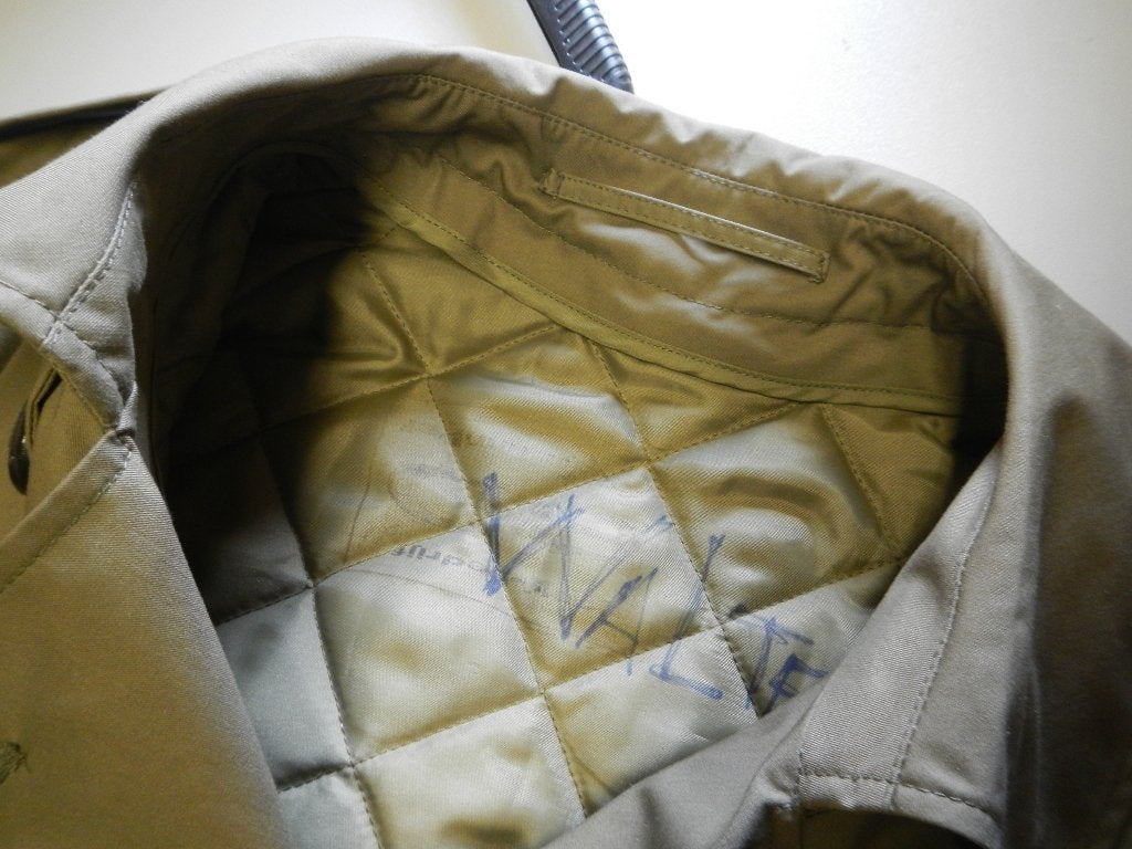 Leger jas diverse maten (Nederlands leger) lang model, Verzamelen, Ophalen of Verzenden, Landmacht, Nederland, Kleding of Schoenen