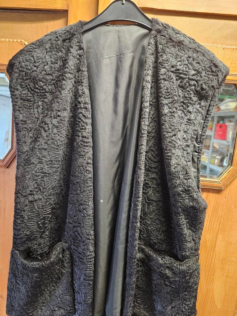 Lange zwarte nepbont bodywarmer, Maat 38/40 (M), Zwart, Ophalen of Verzenden, Onbekend