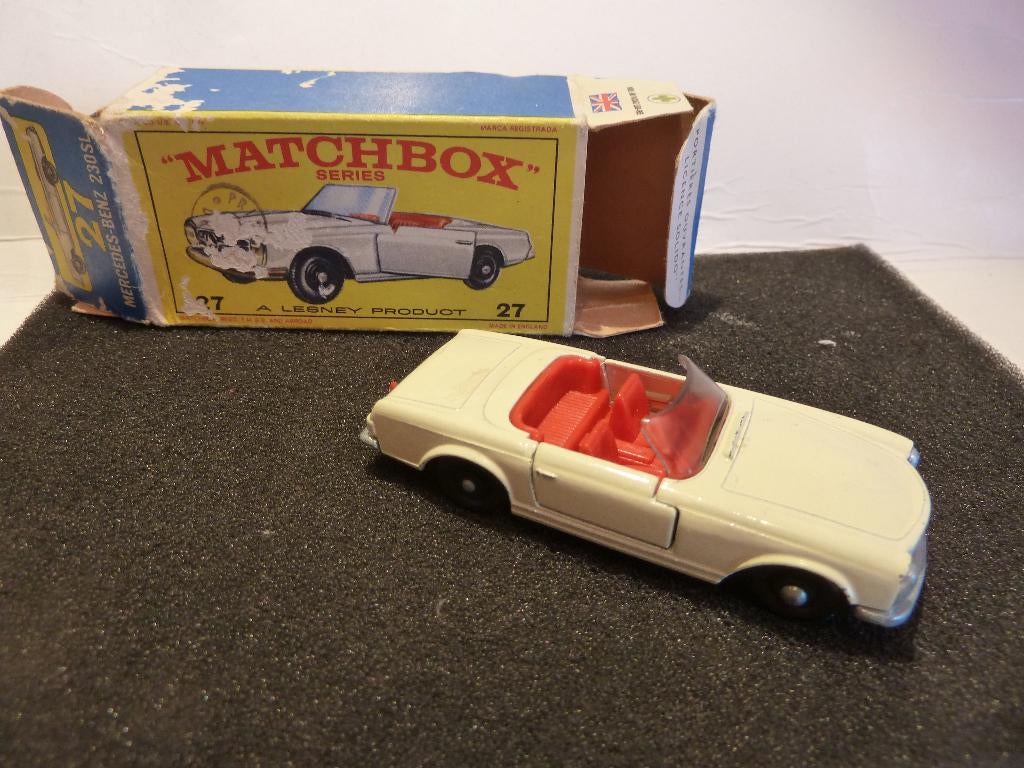 MATCHBOX nr. 27 MERCEDES BENZ 230 SL (LICENCE SOLIDO), Ophalen of Verzenden, Gebruikt, Auto