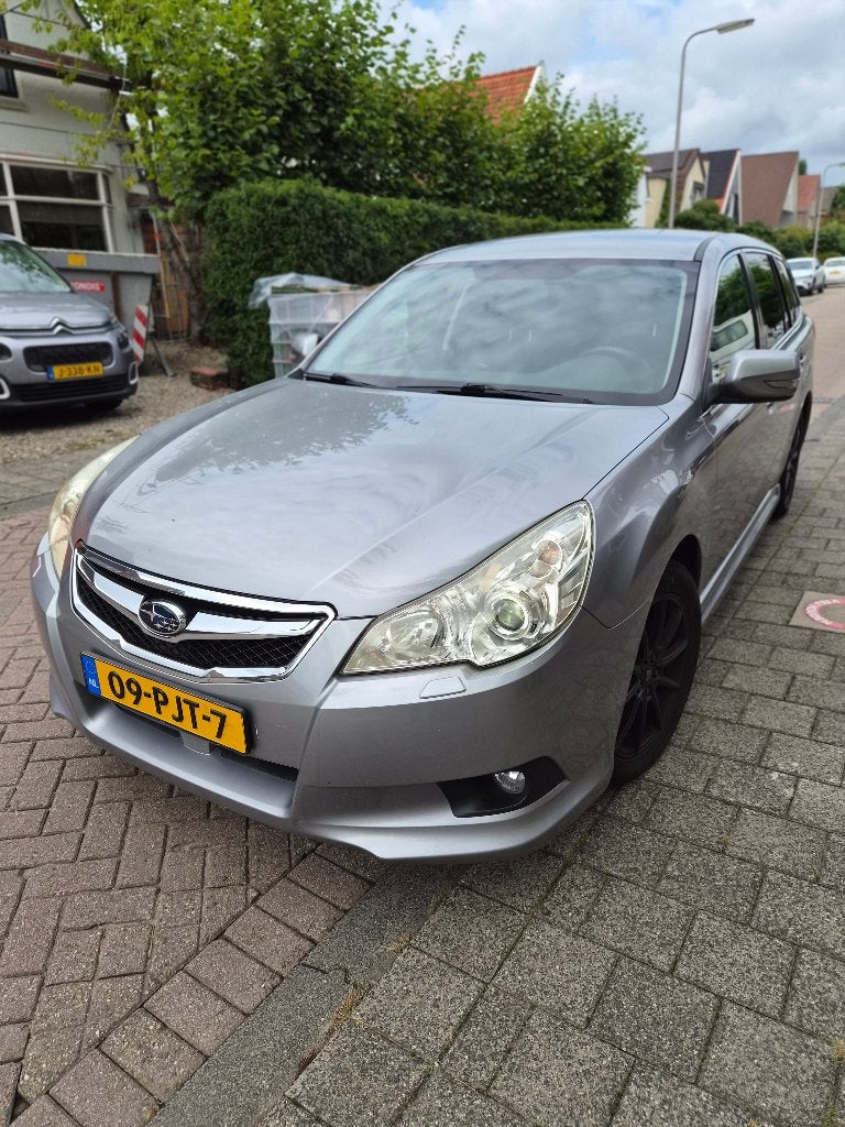 Subaru Legacy 2.0 I Touring Wagon AWD 2011 Grijs, Auto's, 1994 cc, 730 kg, Zwart, 4 cilinders