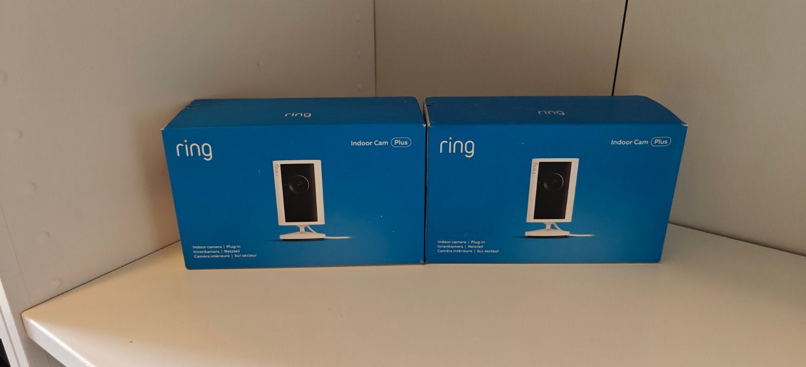 2x Ring Camera Plus 2k Beveiligingscamera, Nieuw Geseald, Ophalen of Verzenden, Nieuw, Binnencamera
